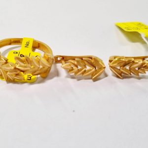 Алтан тариан түрүү хослол /Сорьц: 916/